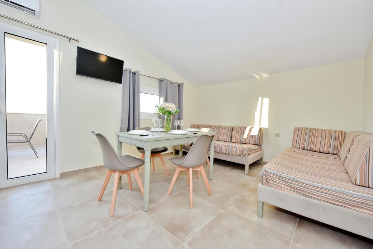 Golden Dream Apartments Anissaras Exterior foto